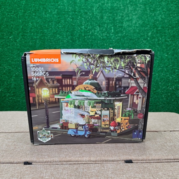 Lumibricks Other - Lumibricks 15001 Retro Newsstand Building Blocks Set